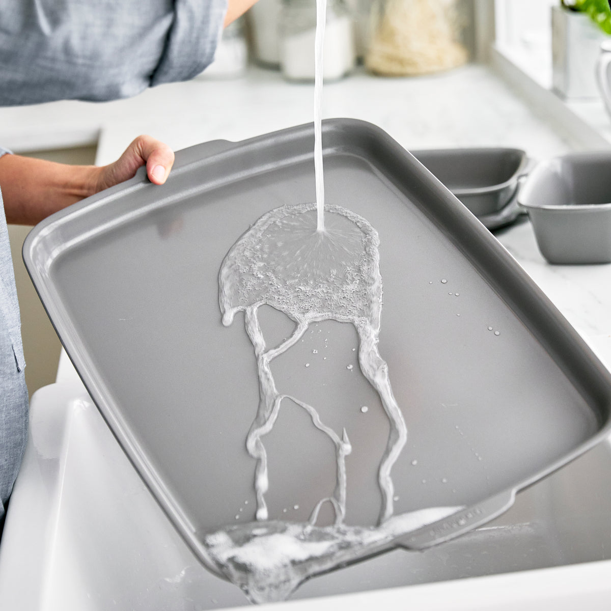 Premiere Ovenware Ceramic Nonstick 18 x 13 Half Sheet Pan Set | Gray - Image 10