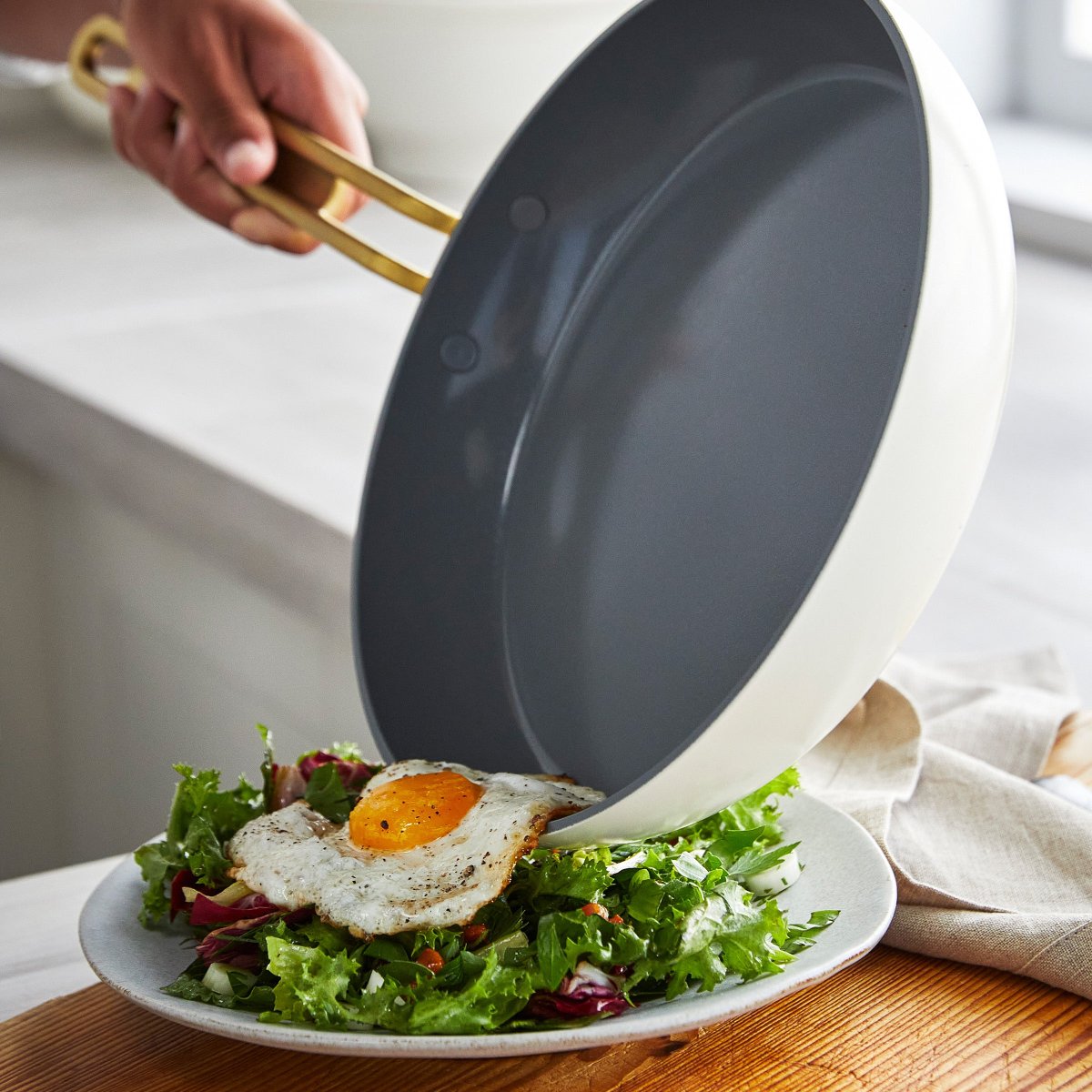Stanley Tucci™ Ceramic Nonstick 11-Piece Cookware Set | Carrara White - Image 8