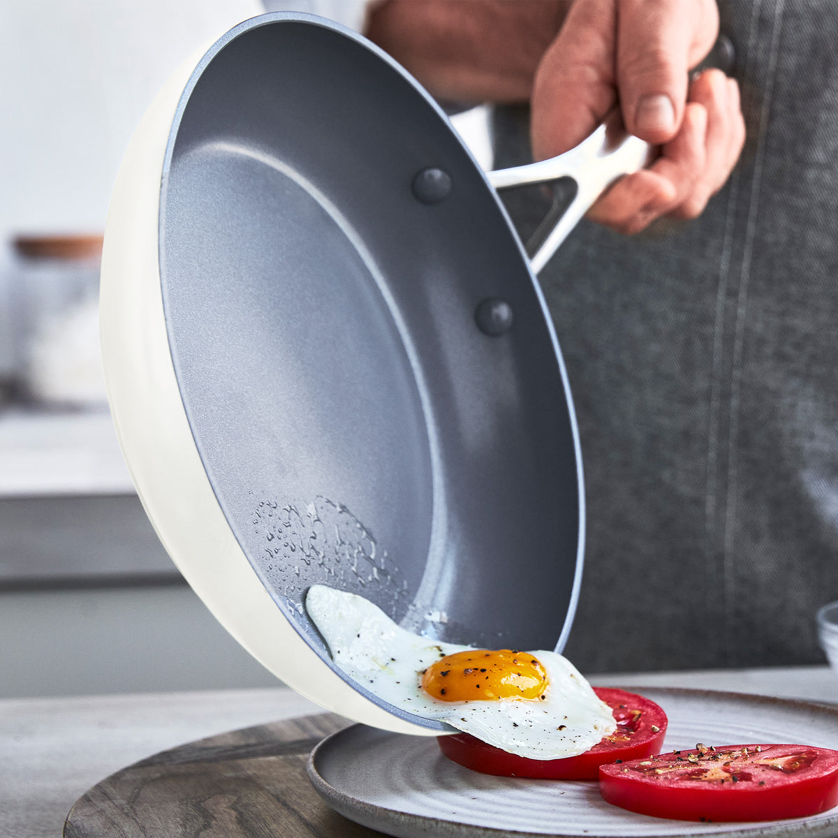 Valencia Pro Ceramic Nonstick 8. 9.5. and 11 Frypan Set | Cream - Image 8