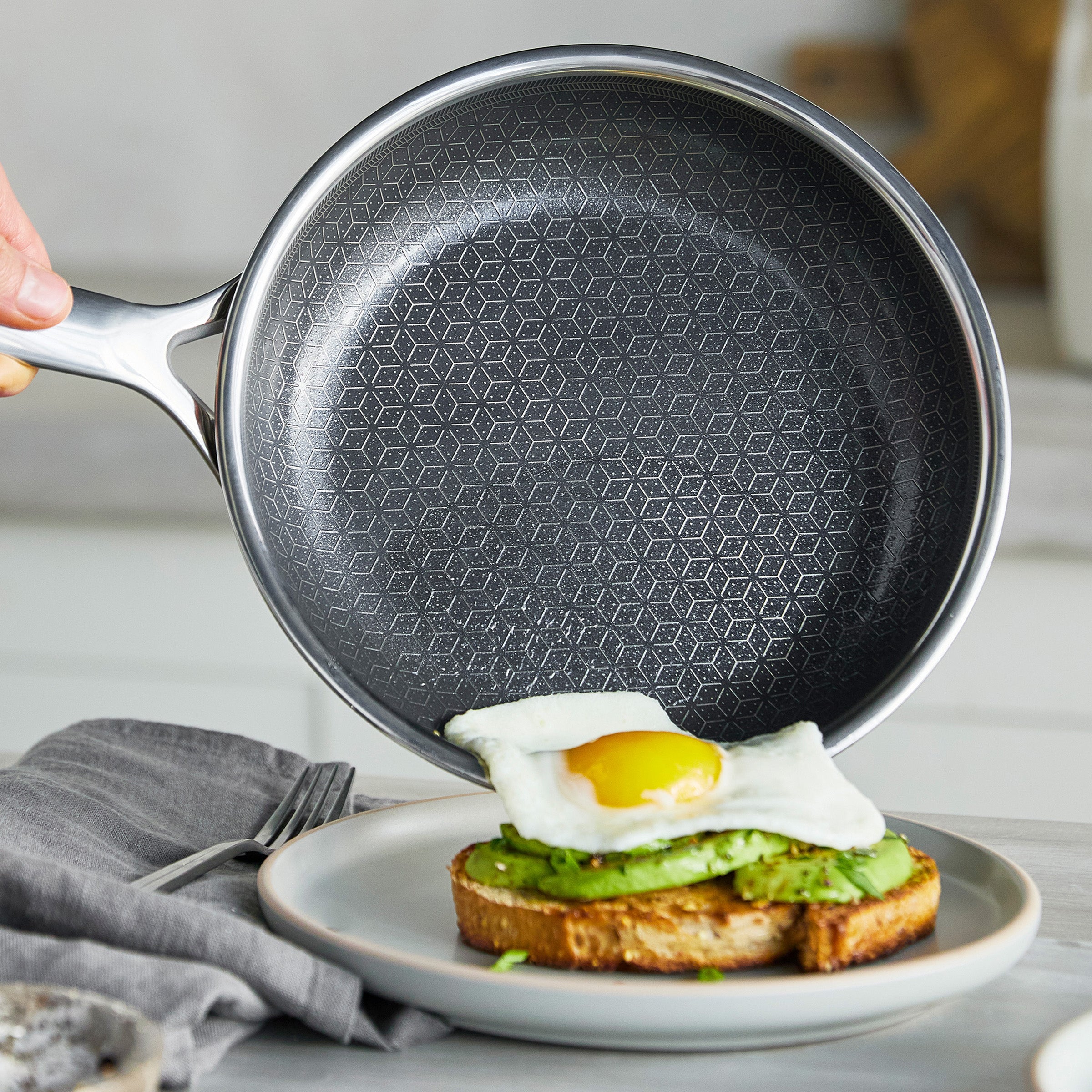 Spectra Thermobond Hybrid Ceramic Nonstick 10 and 12 Frypan Set - Image 5