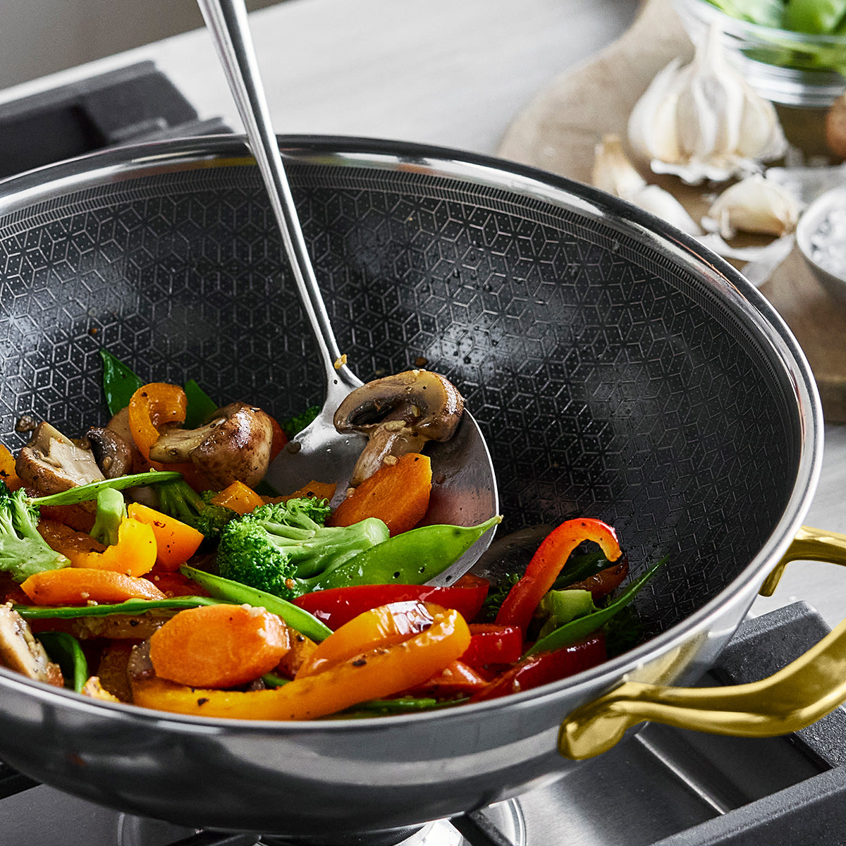 Spectra Gold Thermobond Hybrid Ceramic Nonstick 12-Piece Cookware Set - Image 13