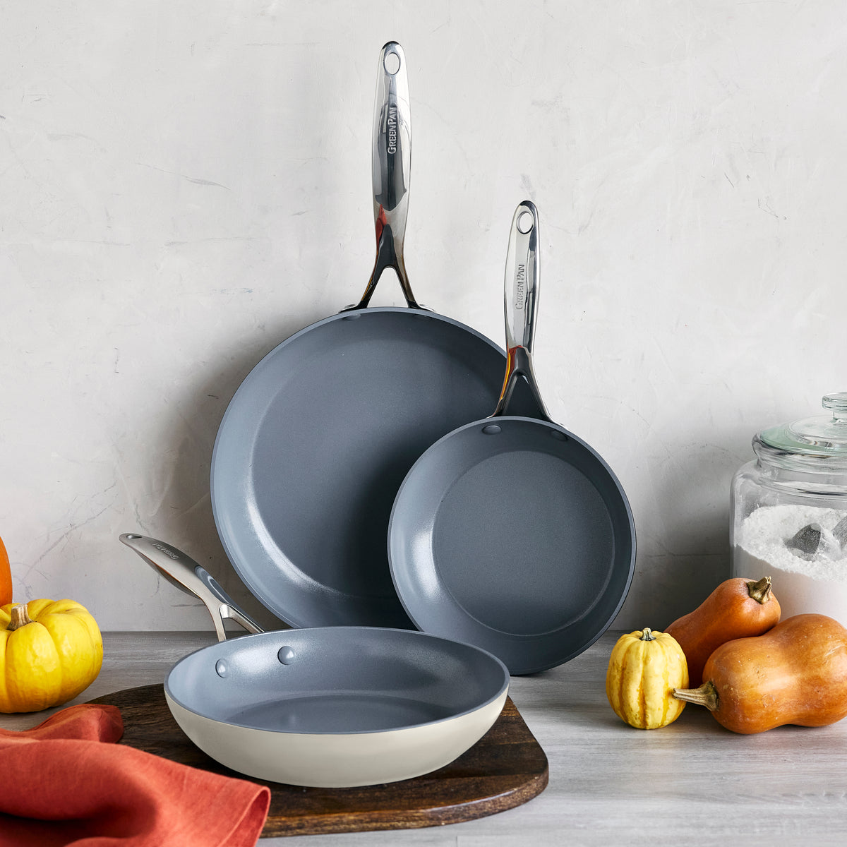 Valencia Pro Ceramic Nonstick 8. 9.5. and 11 Frypan Set | Cream - Image 3