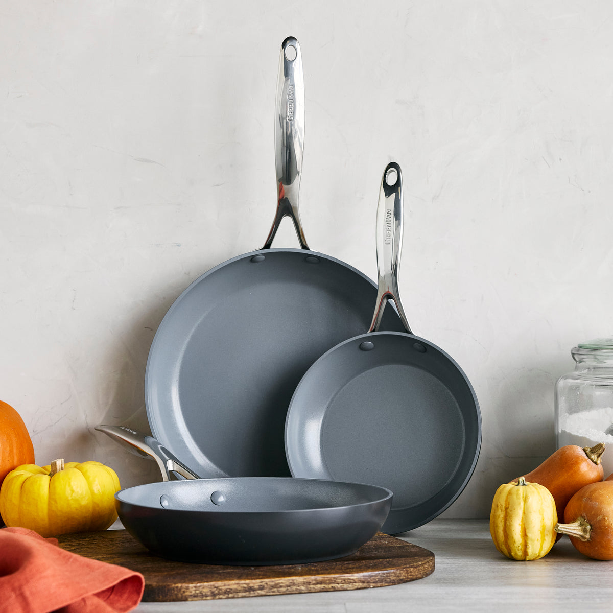 Valencia Pro Ceramic Nonstick 8. 9.5. and 11 Frypan Set | Gray - Image 3