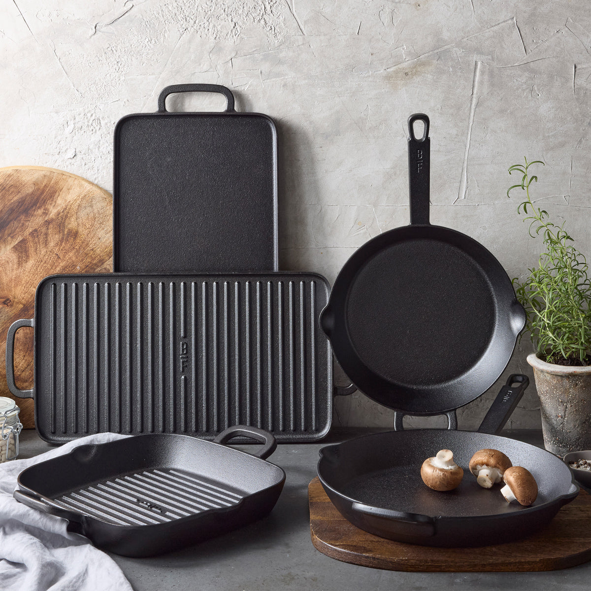 Bobby Flay by GreenPan 8 and 10 Cast Iron Frypan Set - Image 13