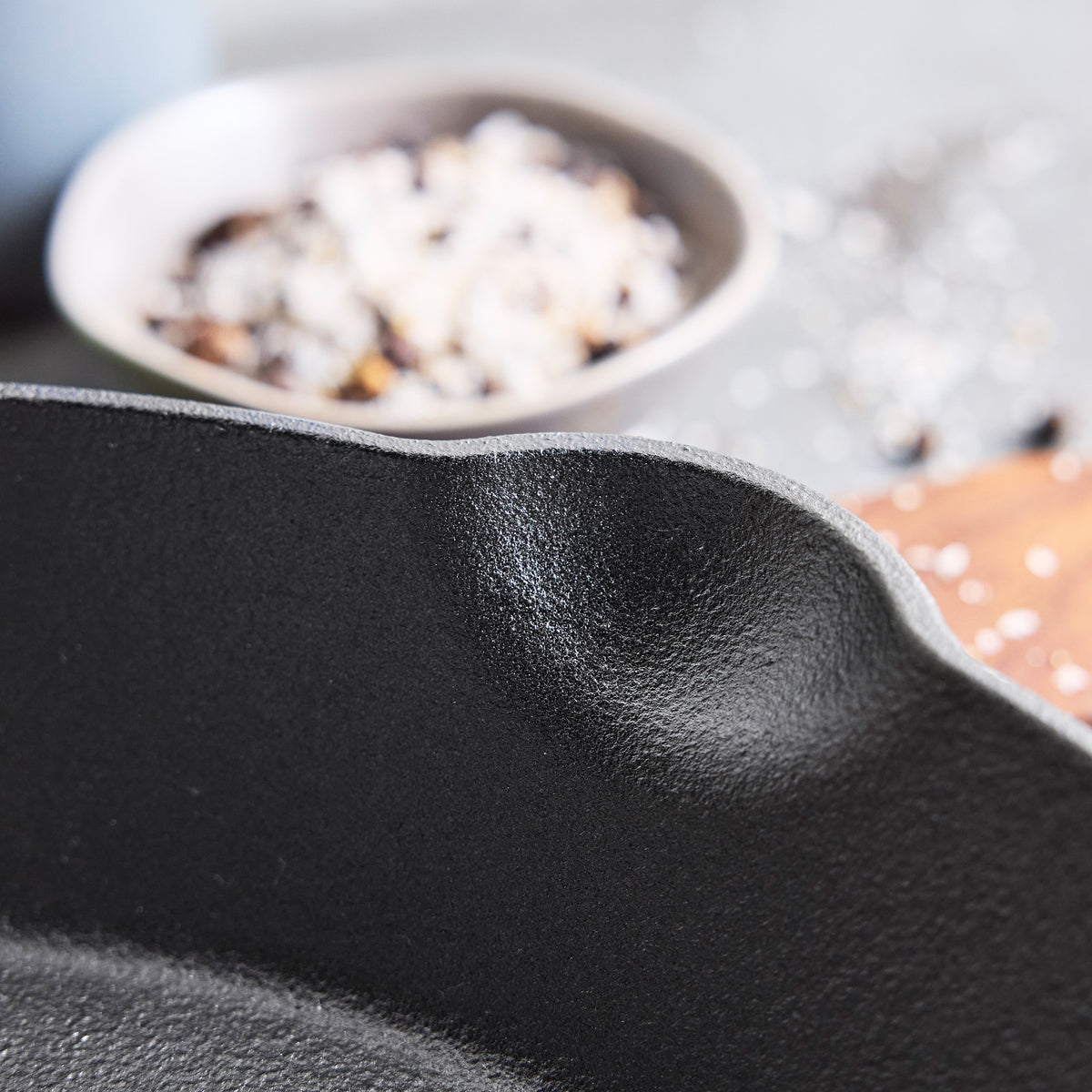 Bobby Flay by GreenPan 8 and 10 Cast Iron Frypan Set - Image 8