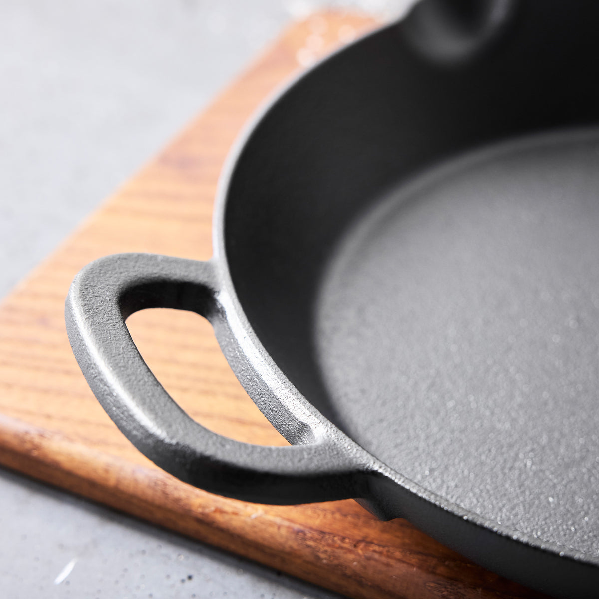 Bobby Flay by GreenPan 8 and 10 Cast Iron Frypan Set - Image 10