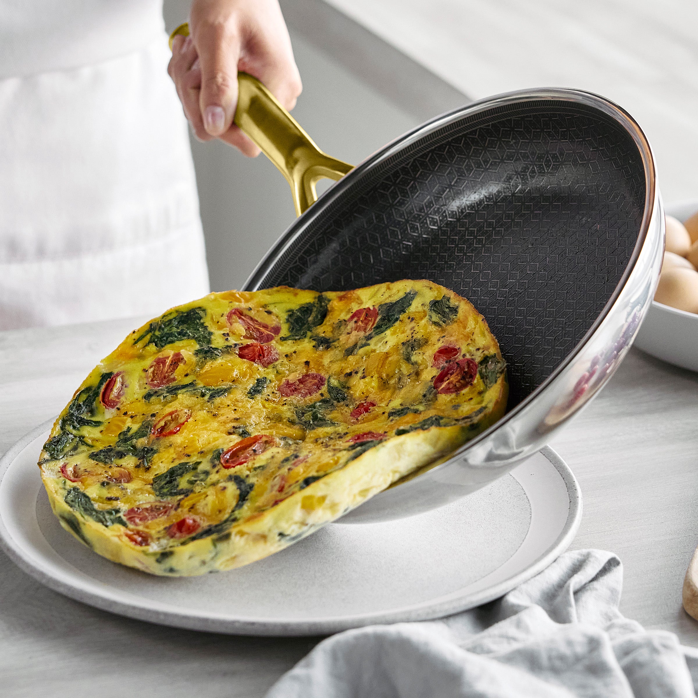 Spectra Gold Thermobond Hybrid Ceramic Nonstick 12-Piece Cookware Set - Image 5