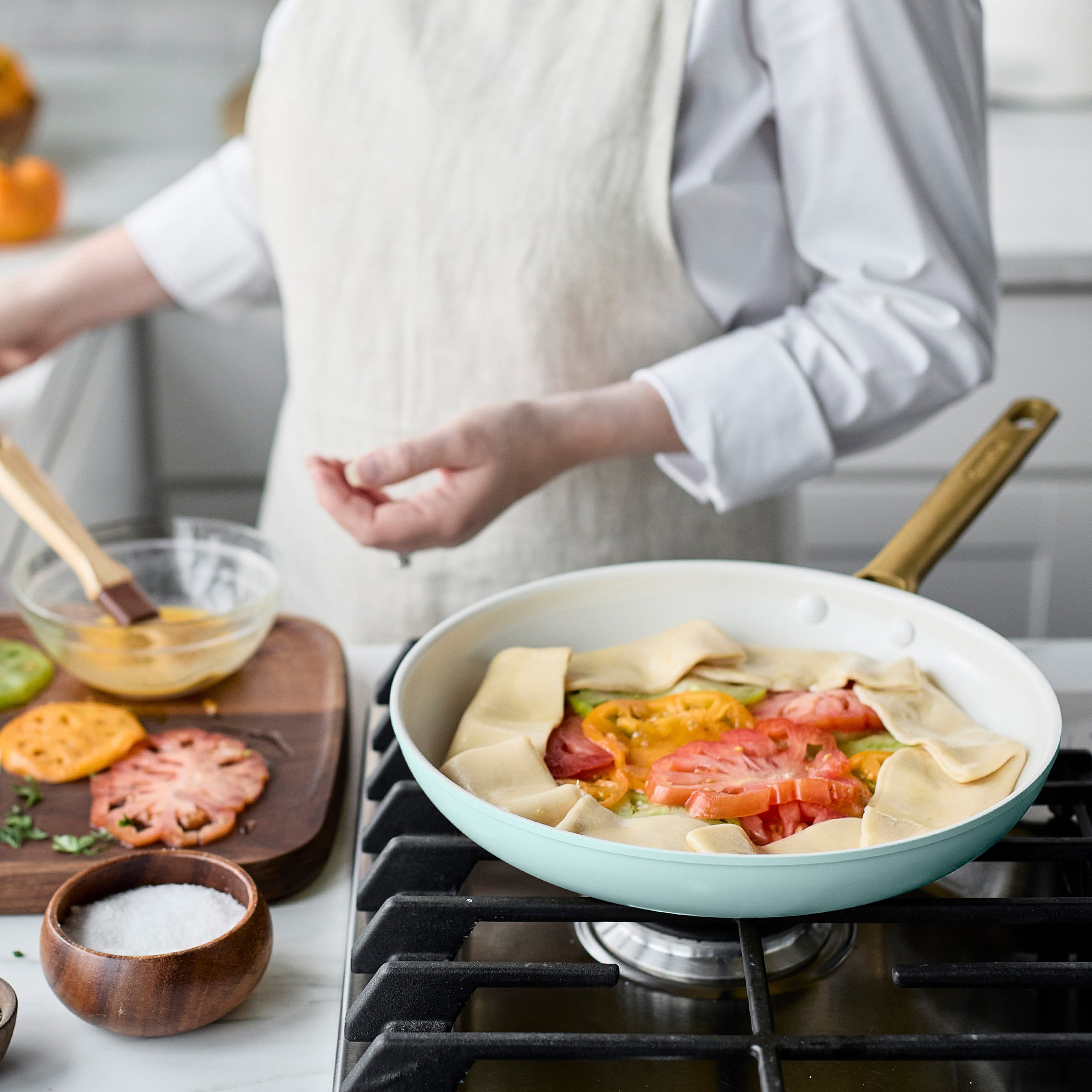 Reserve Pro Ceramic Nonstick 11-Piece Cookware Set | Seaside - Image 9