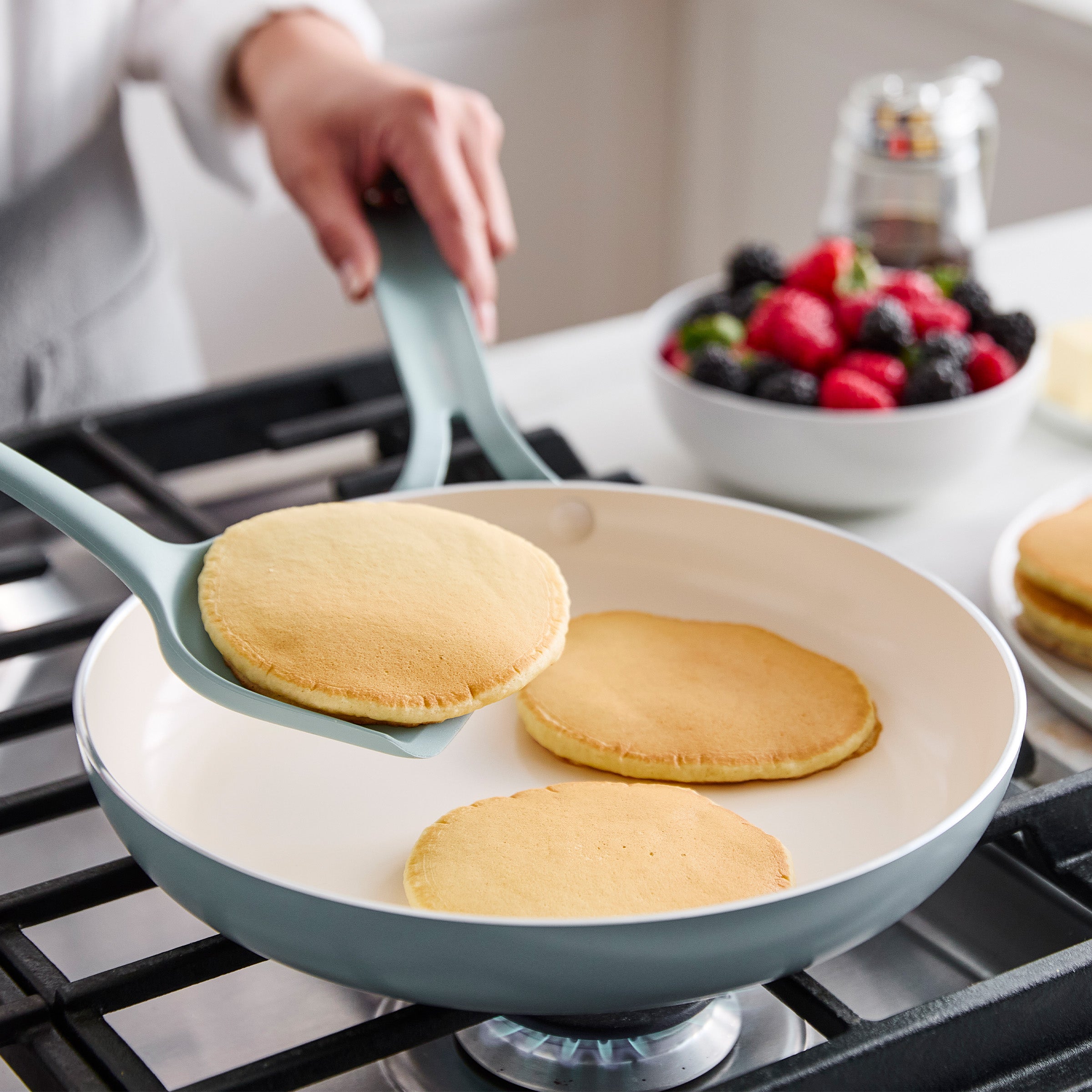 Nova Gallery Ceramic Nonstick 10-Piece Cookware Set | Coastline - Image 7