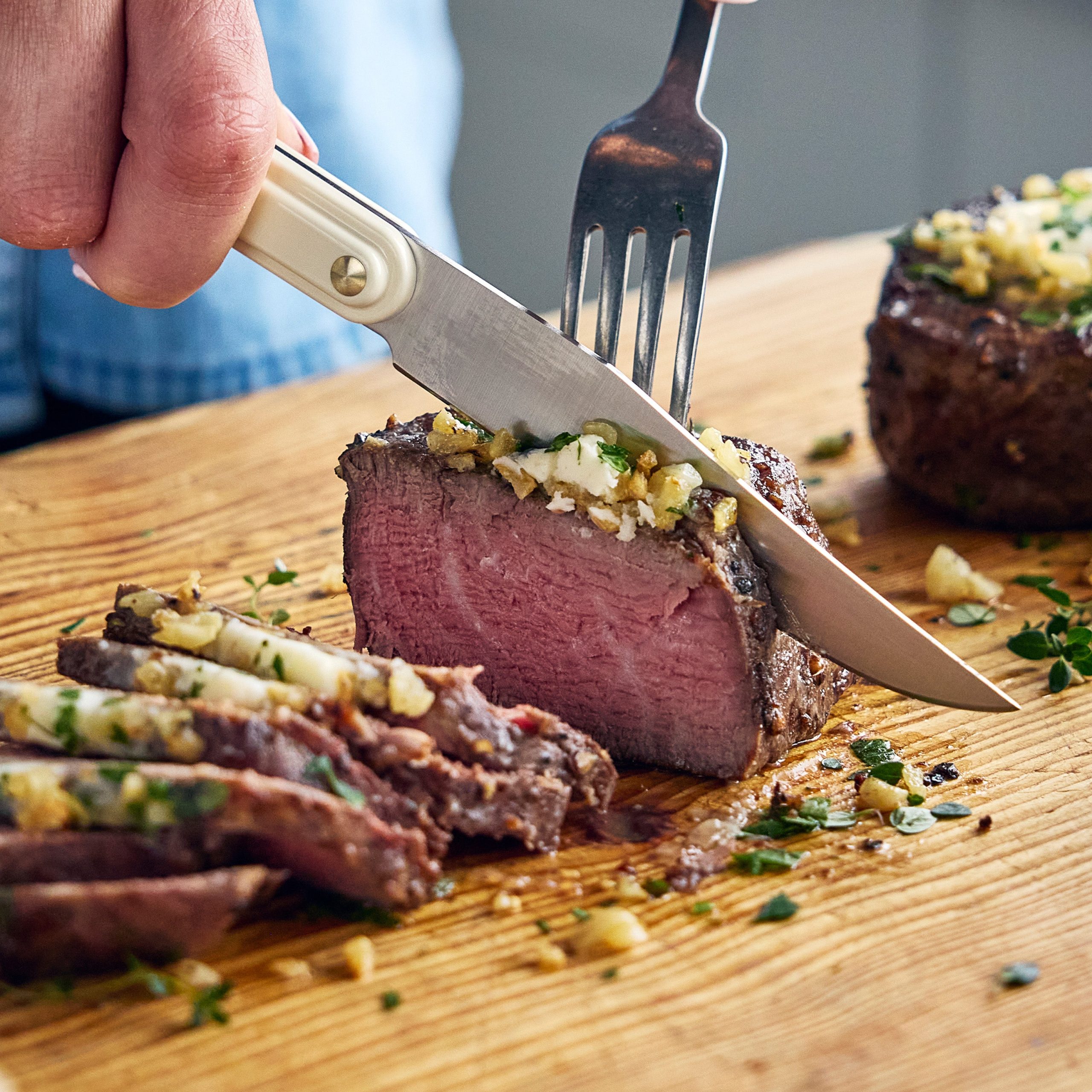 Stanley Tucci™ 6-Piece Steak Knife Set with Wood Tray | Carrara White - Image 6
