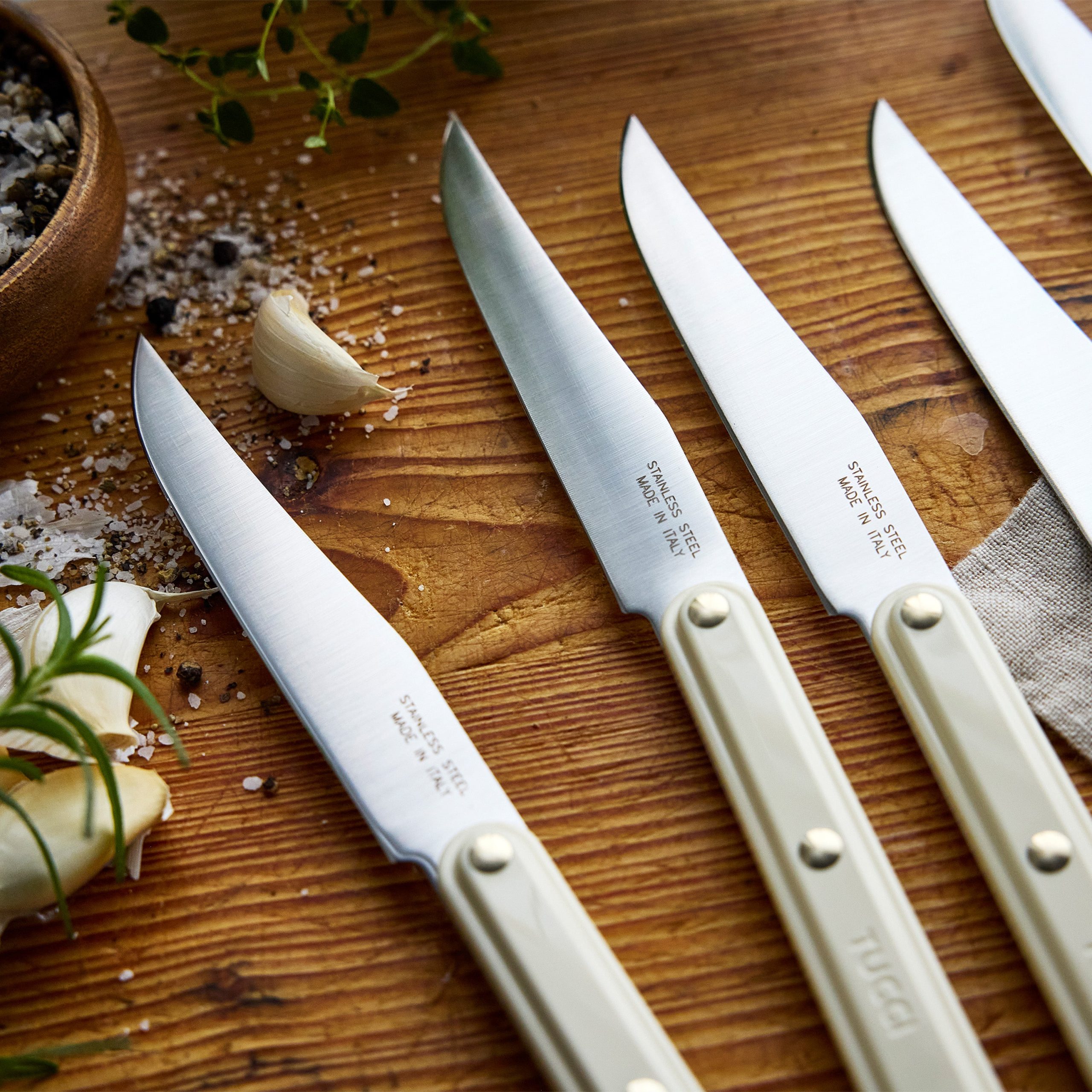 Stanley Tucci™ 6-Piece Steak Knife Set with Wood Tray | Carrara White - Image 8