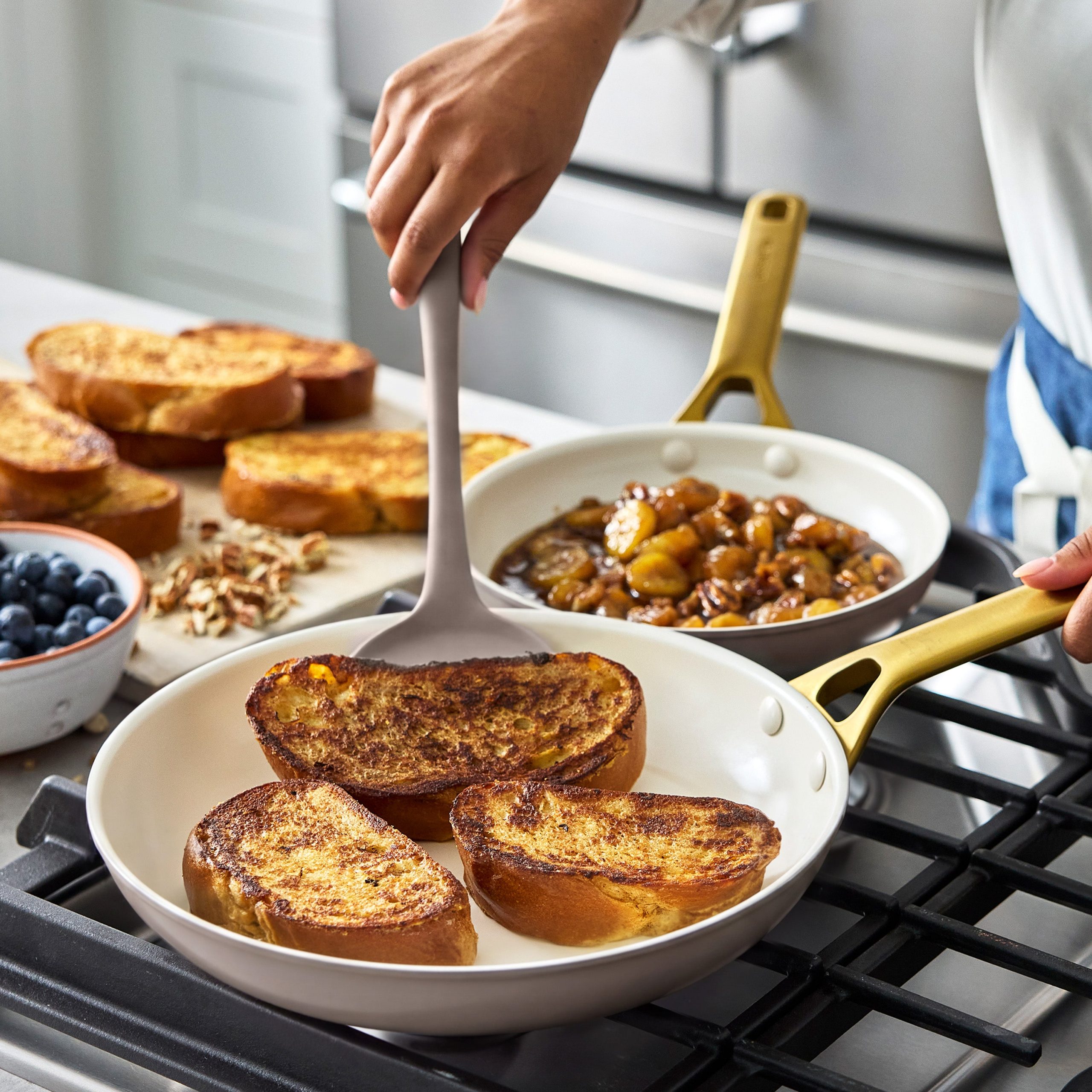 Reserve Pro Ceramic Nonstick 10-Piece Cookware Set | Latte - Image 5