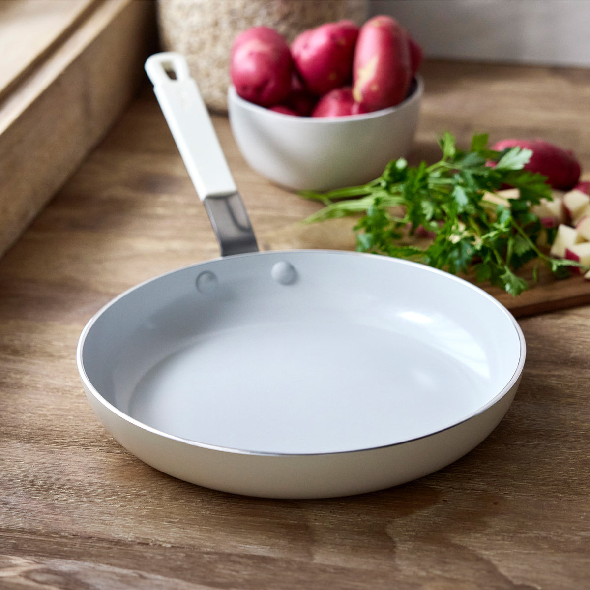 Bobby Flay by GreenPan Professional Ceramic Nonstick 10 Frypan | Cream - Image 3