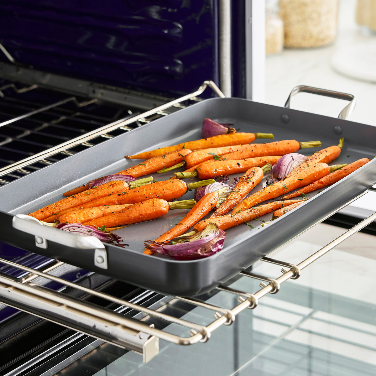 Valencia Pro Ceramic Nonstick 18 x 11 Double Burner Griddle - Image 4